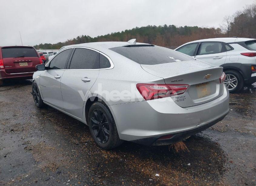 Photo 3 of 2020 Chevrolet Malibu FWD LT (VIN 1G1ZD5ST0LF001255)