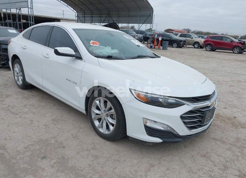 2020 Chevrolet Malibu FWD LT (VIN 1G1ZD5ST0LF005290) main photo