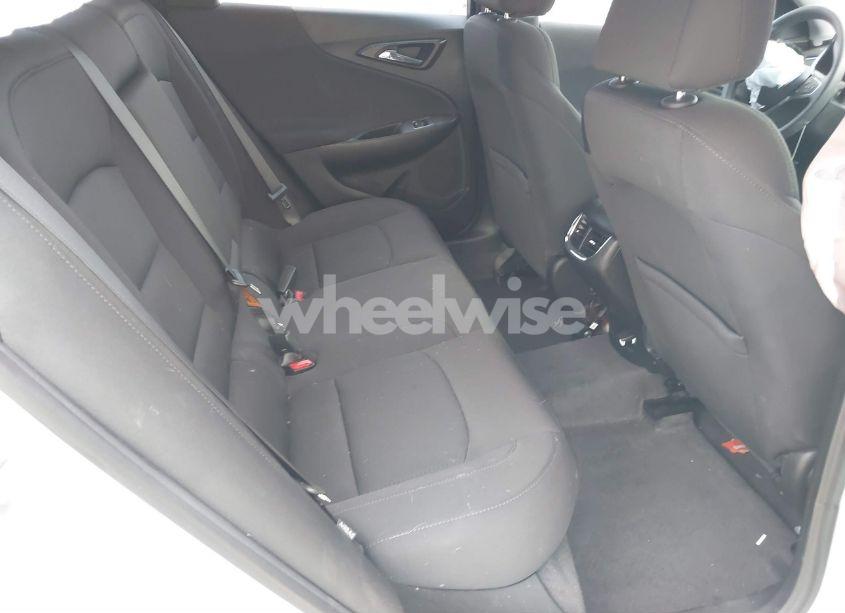 Photo 8 of 2020 Chevrolet Malibu FWD LT (VIN 1G1ZD5ST0LF005290)