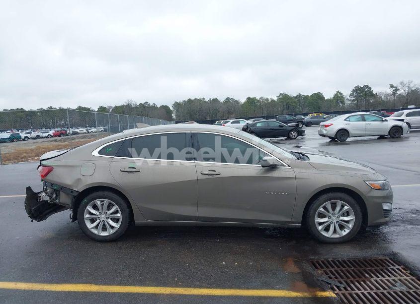 Photo 13 of 2020 Chevrolet Malibu FWD LT (VIN 1G1ZD5ST0LF022316)