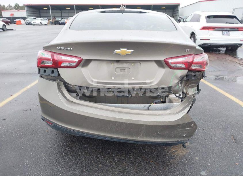 Photo 16 of 2020 Chevrolet Malibu FWD LT (VIN 1G1ZD5ST0LF022316)