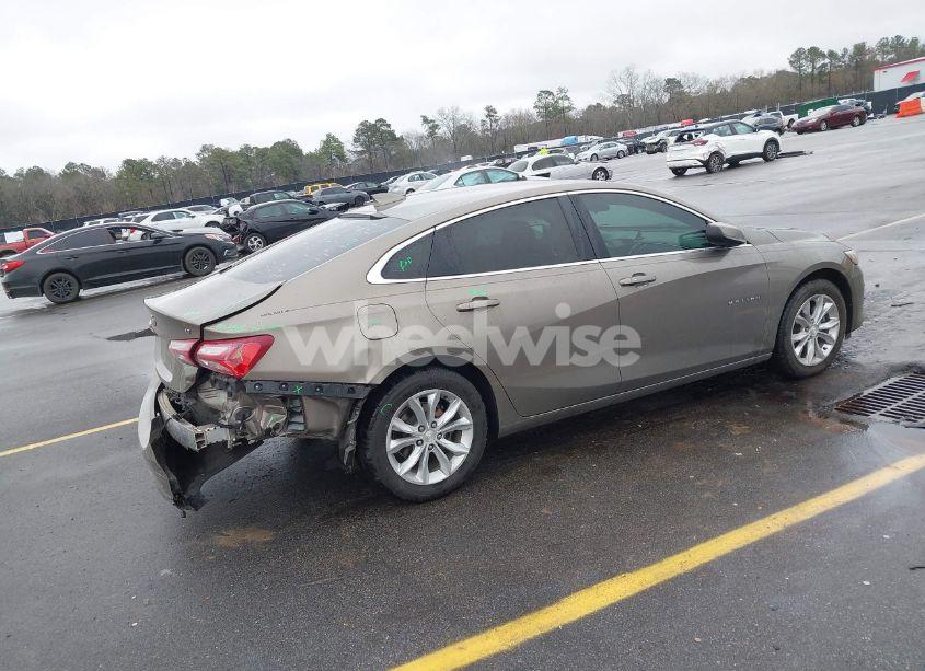 Photo 4 of 2020 Chevrolet Malibu FWD LT (VIN 1G1ZD5ST0LF022316)