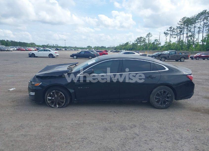 Photo 13 of 2020 Chevrolet Malibu FWD LT (VIN 1G1ZD5ST0LF026155)