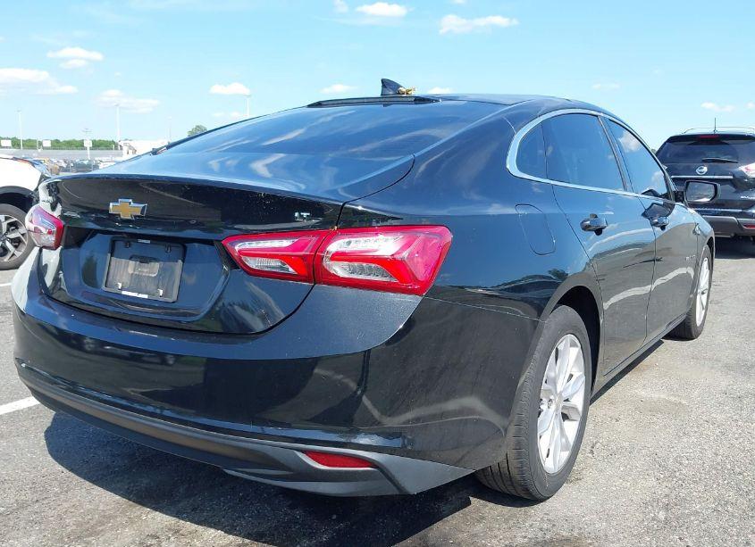 Photo 4 of 2020 Chevrolet Malibu FWD LT (VIN 1G1ZD5ST0LF051654)