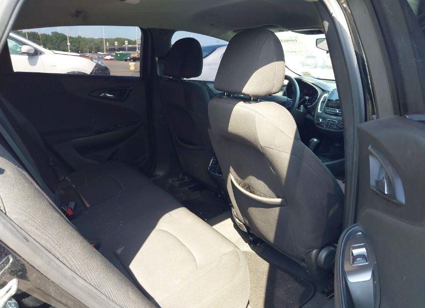 Photo 8 of 2020 Chevrolet Malibu FWD LT (VIN 1G1ZD5ST0LF051654)