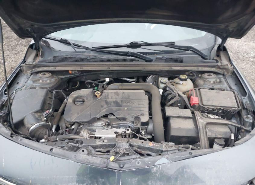 Photo 10 of 2020 Chevrolet Malibu FWD LT (VIN 1G1ZD5ST0LF067899)