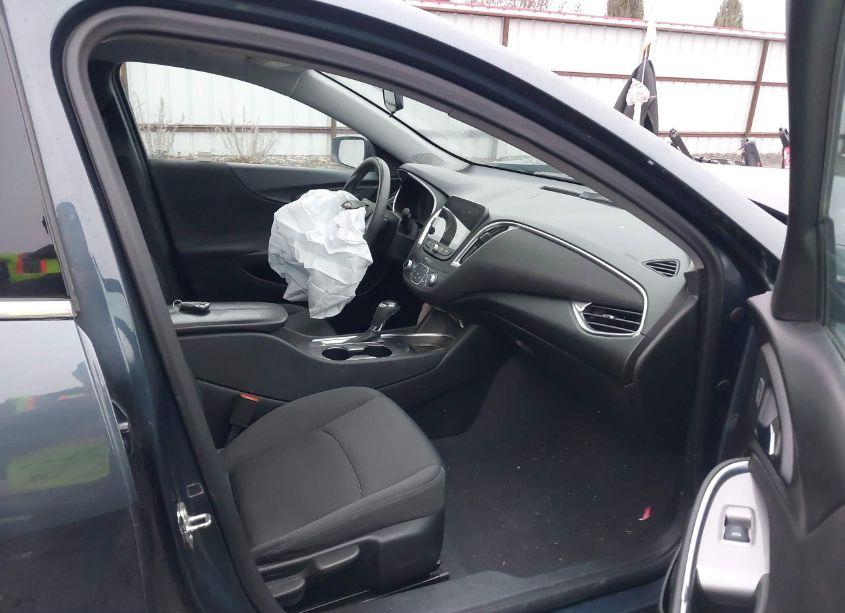 Photo 5 of 2020 Chevrolet Malibu FWD LT (VIN 1G1ZD5ST0LF067899)
