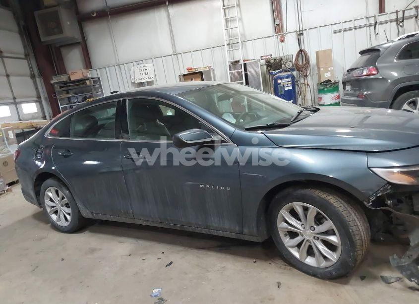 Photo 13 of 2020 Chevrolet Malibu FWD LT (VIN 1G1ZD5ST0LF070429)