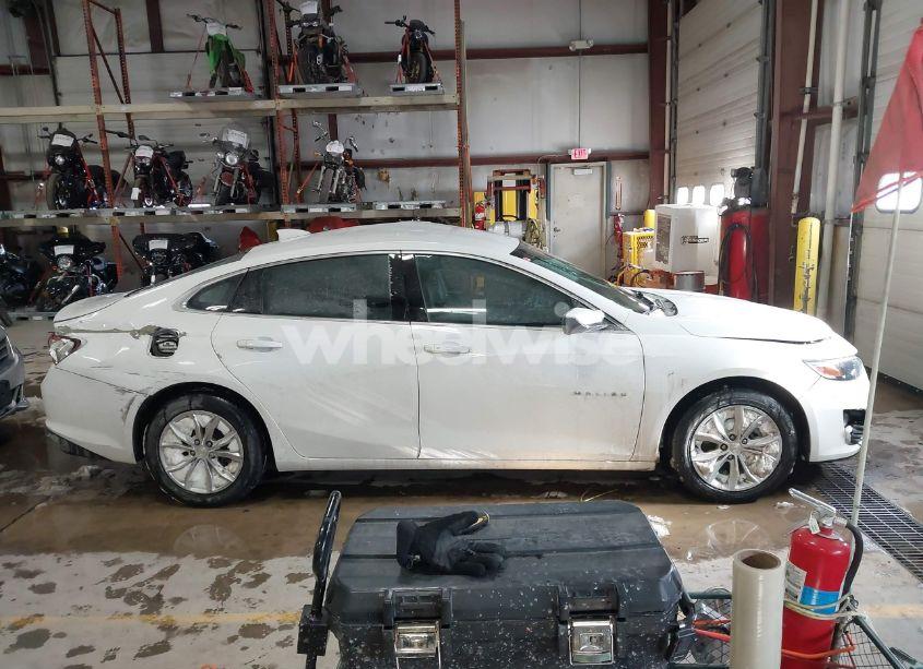 Photo 13 of 2020 Chevrolet Malibu FWD LT (VIN 1G1ZD5ST0LF077400)