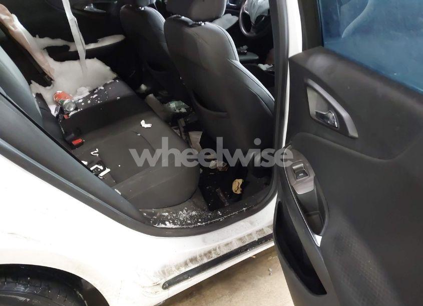 Photo 8 of 2020 Chevrolet Malibu FWD LT (VIN 1G1ZD5ST0LF077400)