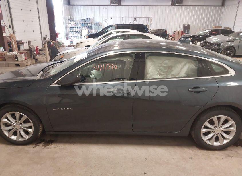 Photo 15 of 2020 Chevrolet Malibu FWD LT (VIN 1G1ZD5ST0LF079129)