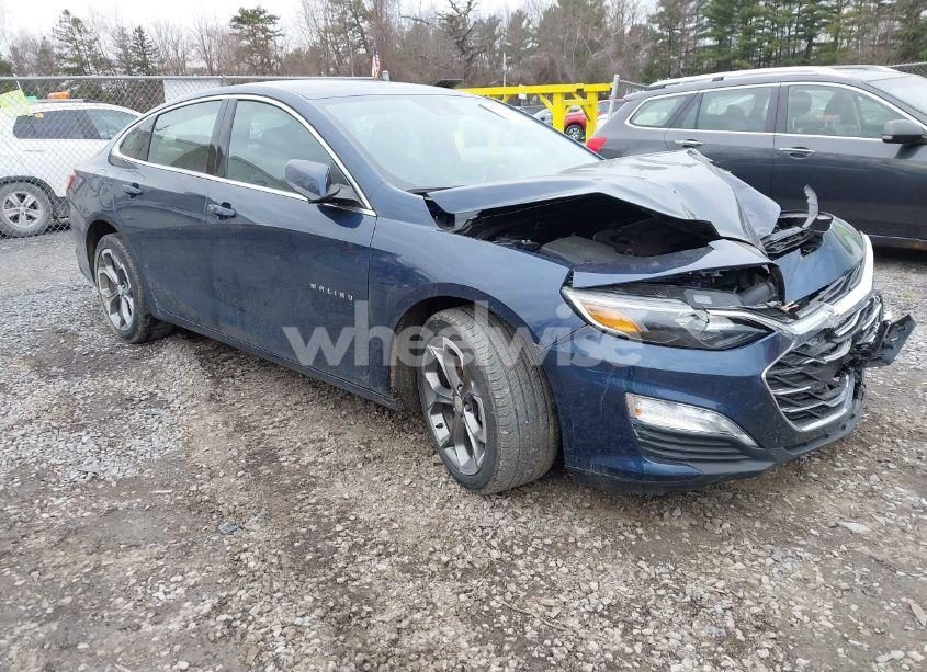 2020 Chevrolet Malibu FWD LT (VIN 1G1ZD5ST0LF083861) main photo