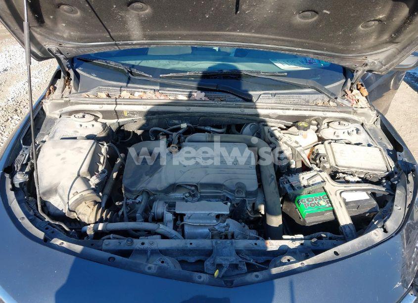 Photo 10 of 2020 Chevrolet Malibu FWD LT (VIN 1G1ZD5ST0LF095637)