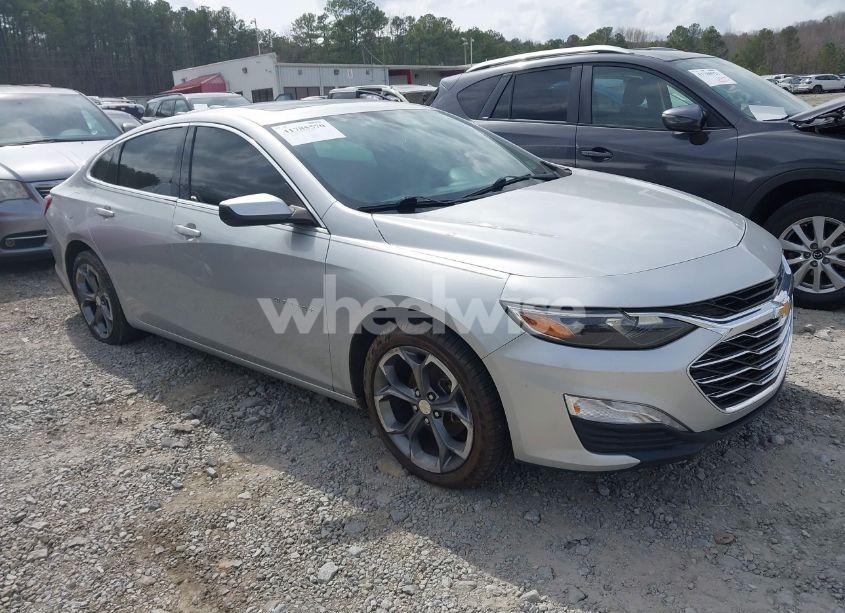 2020 Chevrolet Malibu FWD LT (VIN 1G1ZD5ST0LF102683) main photo