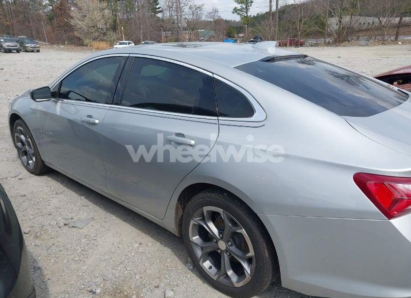 Photo 14 of 2020 Chevrolet Malibu FWD LT (VIN 1G1ZD5ST0LF102683)