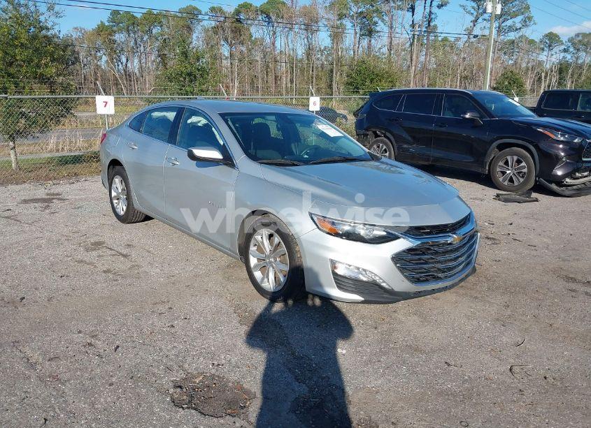 2020 Chevrolet Malibu FWD LT (VIN 1G1ZD5ST0LF107107) main photo