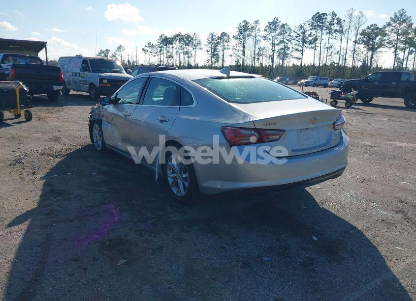 Photo 3 of 2020 Chevrolet Malibu FWD LT (VIN 1G1ZD5ST0LF107107)
