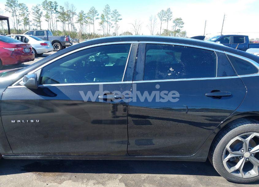 Photo 15 of 2020 Chevrolet Malibu FWD LT (VIN 1G1ZD5ST0LF107723)