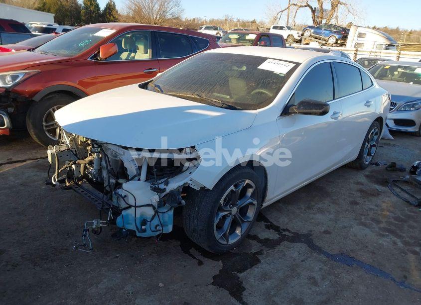 Photo 2 of 2021 Chevrolet Malibu FWD LT (VIN 1G1ZD5ST0MF006229)