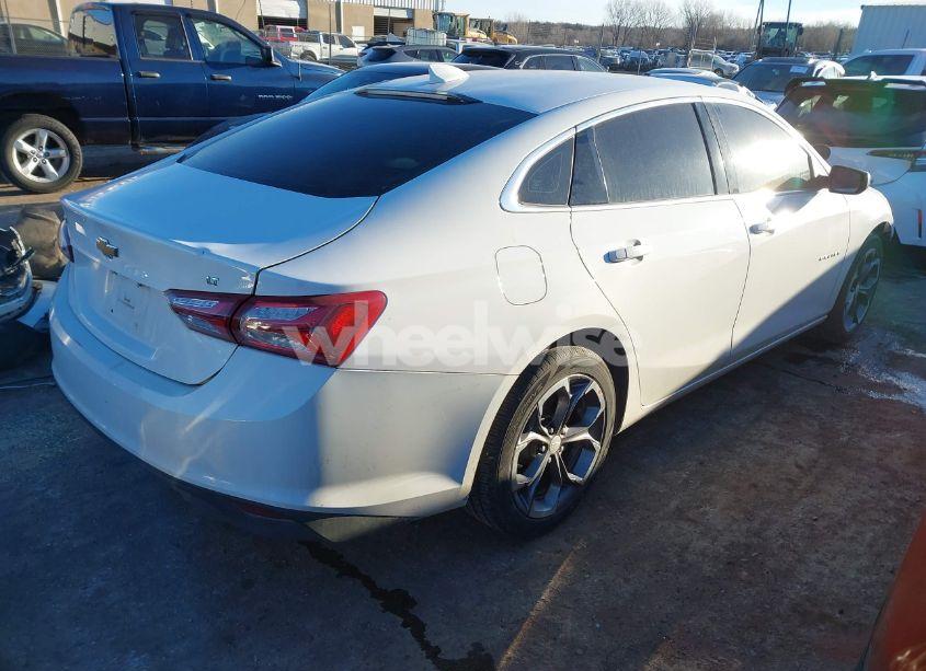 Photo 4 of 2021 Chevrolet Malibu FWD LT (VIN 1G1ZD5ST0MF006229)