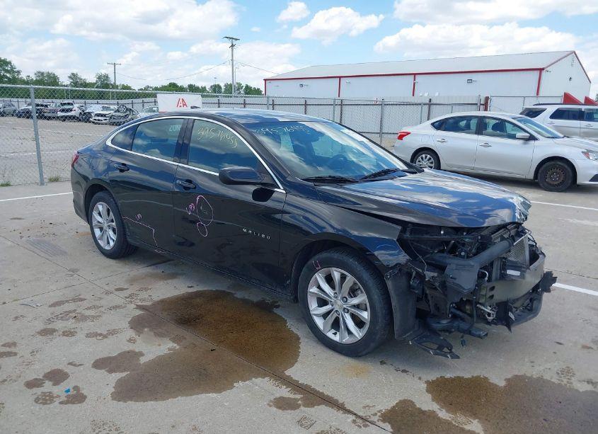 2021 Chevrolet Malibu FWD LT (VIN 1G1ZD5ST0MF008501) main photo