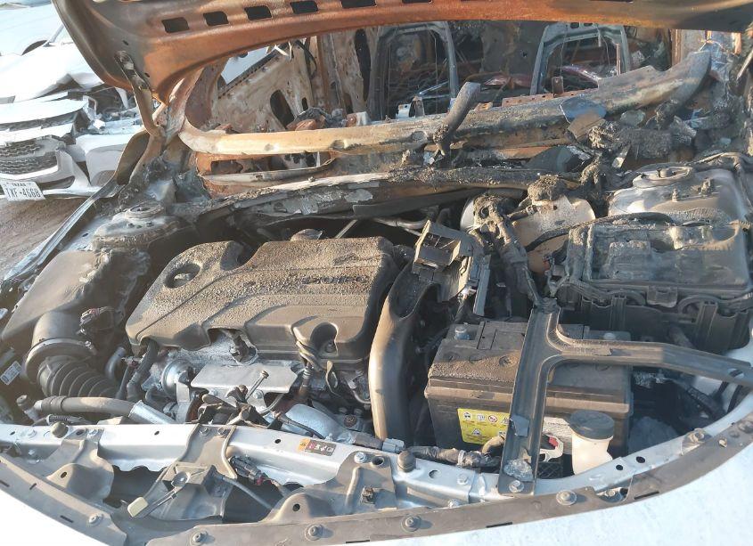 Photo 10 of 2021 Chevrolet Malibu FWD LT (VIN 1G1ZD5ST0MF023919)