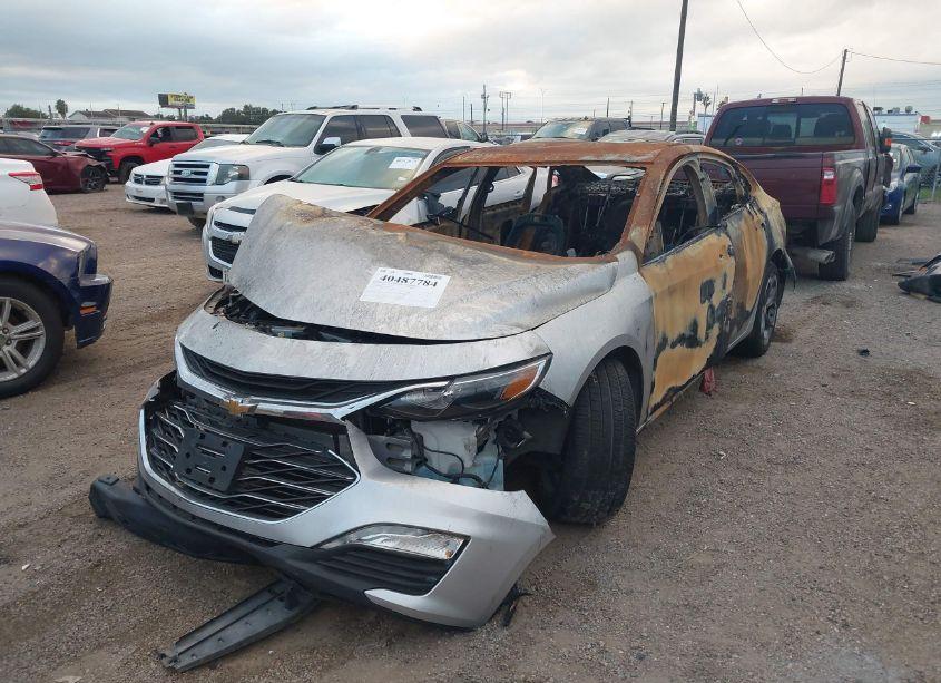 Photo 2 of 2021 Chevrolet Malibu FWD LT (VIN 1G1ZD5ST0MF023919)