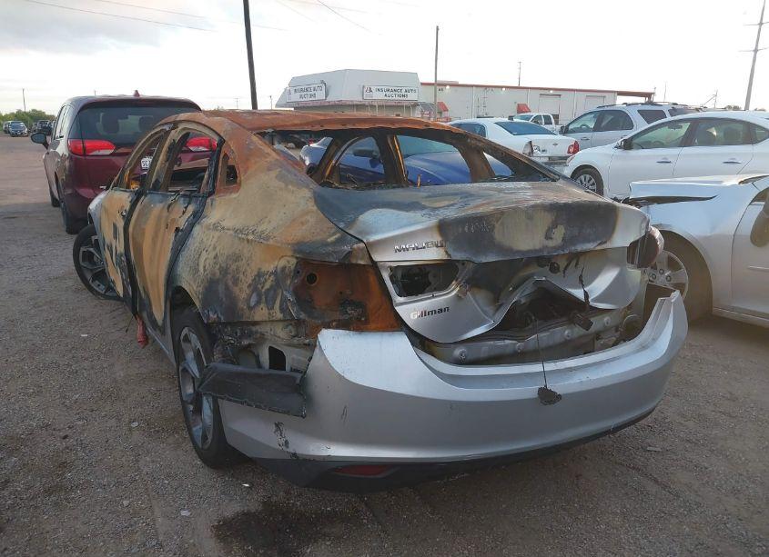 Photo 3 of 2021 Chevrolet Malibu FWD LT (VIN 1G1ZD5ST0MF023919)