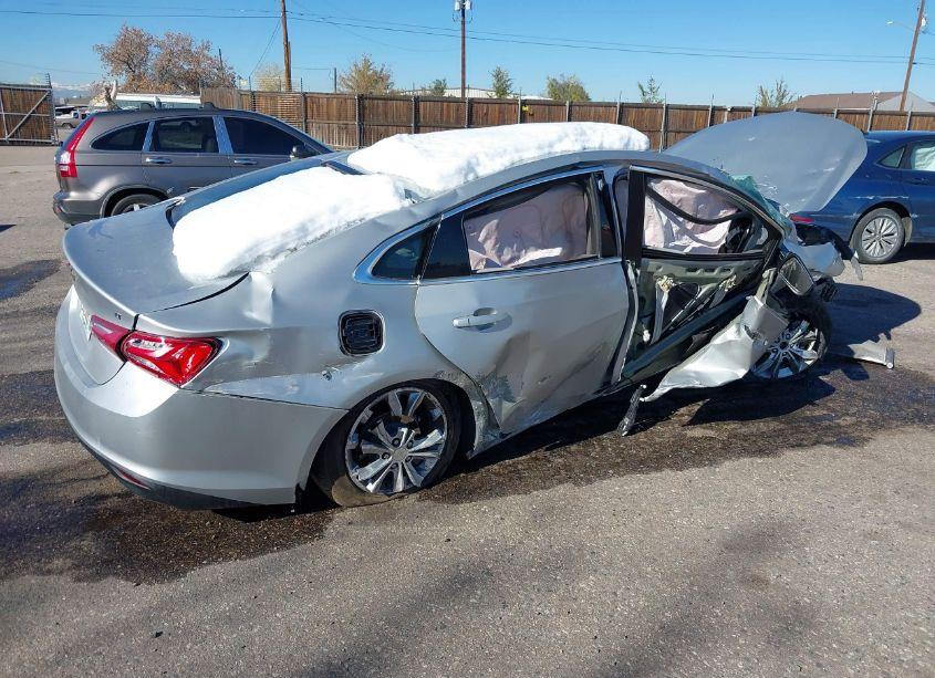 Photo 4 of 2021 Chevrolet Malibu FWD LT (VIN 1G1ZD5ST0MF025315)