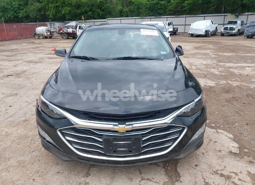 Photo 12 of 2021 Chevrolet Malibu FWD LT (VIN 1G1ZD5ST0MF025816)