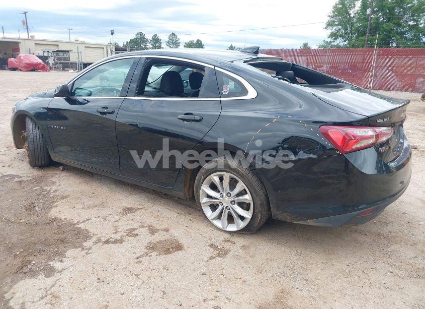Photo 3 of 2021 Chevrolet Malibu FWD LT (VIN 1G1ZD5ST0MF025816)