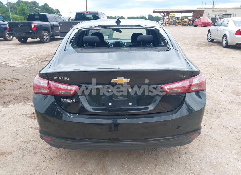 Photo 6 of 2021 Chevrolet Malibu FWD LT (VIN 1G1ZD5ST0MF025816)