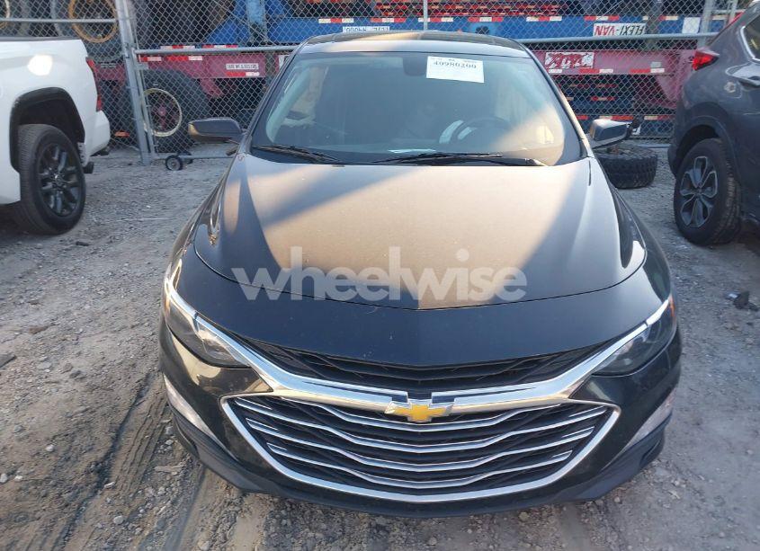 Photo 12 of 2021 Chevrolet Malibu FWD LT (VIN 1G1ZD5ST0MF030224)