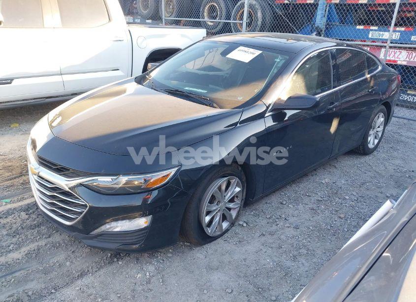 Photo 2 of 2021 Chevrolet Malibu FWD LT (VIN 1G1ZD5ST0MF030224)