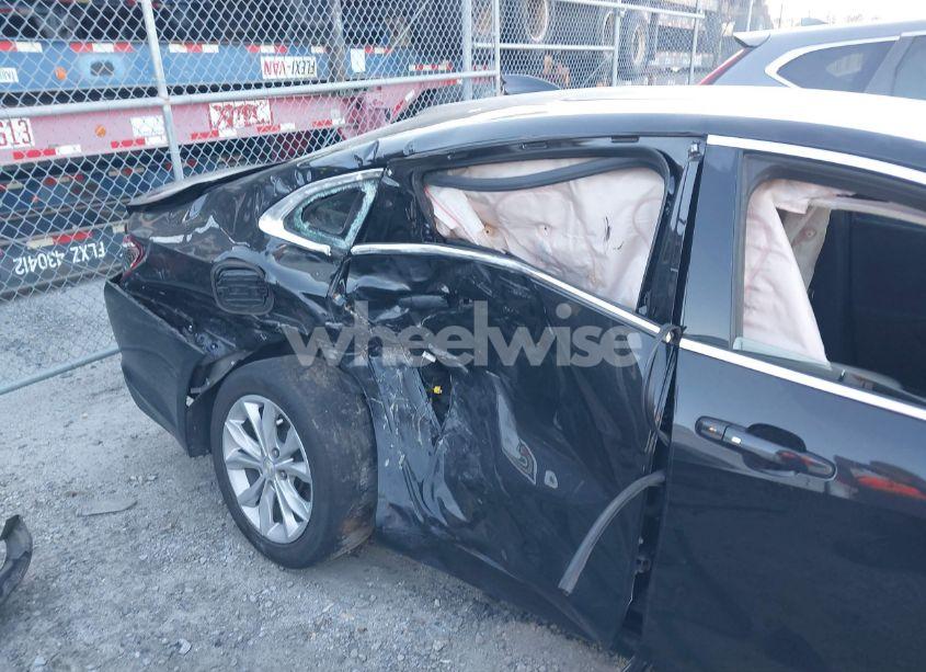 Photo 6 of 2021 Chevrolet Malibu FWD LT (VIN 1G1ZD5ST0MF030224)