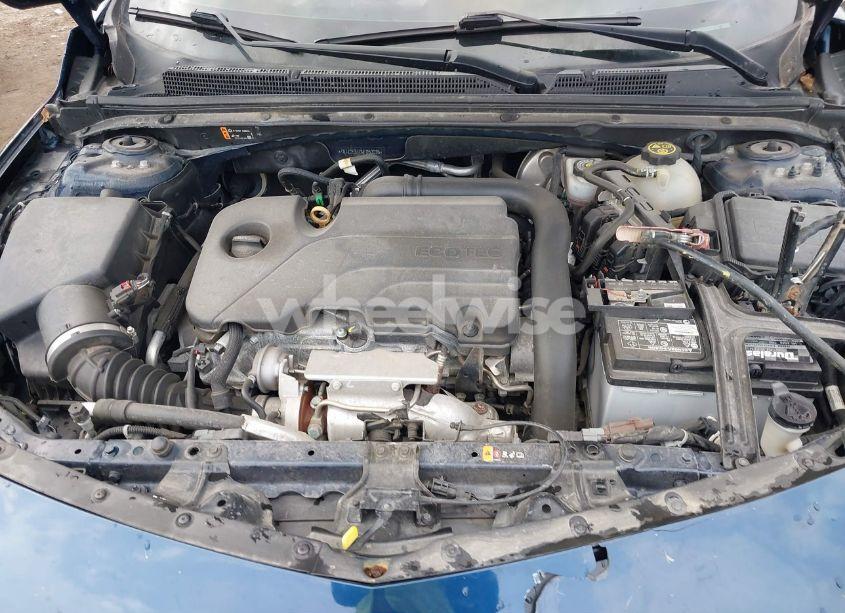 Photo 10 of 2021 Chevrolet Malibu FWD LT (VIN 1G1ZD5ST0MF050036)