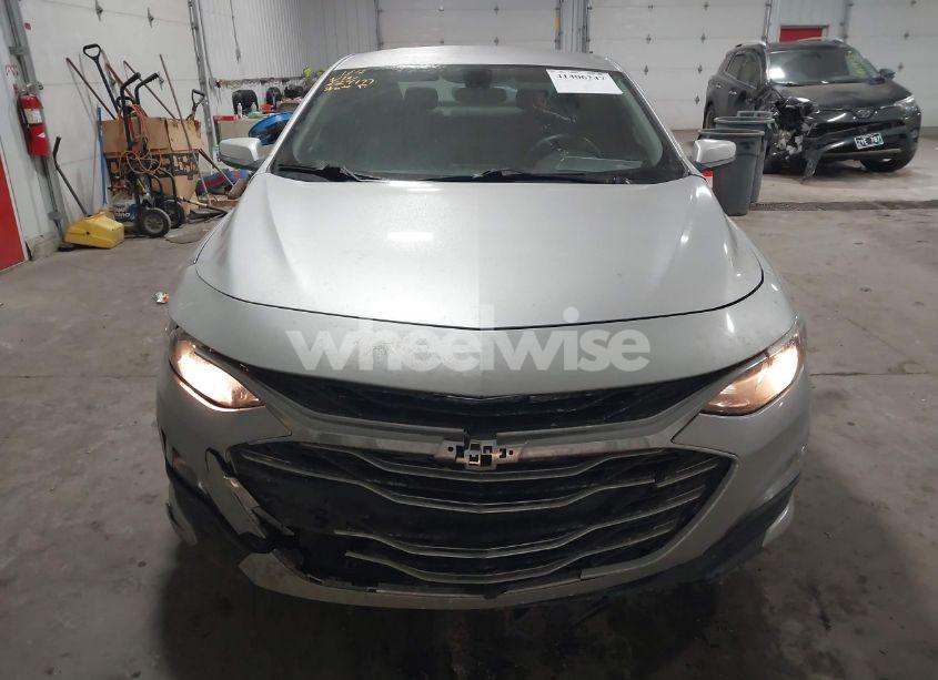 Photo 12 of 2021 Chevrolet Malibu FWD LT (VIN 1G1ZD5ST0MF060923)