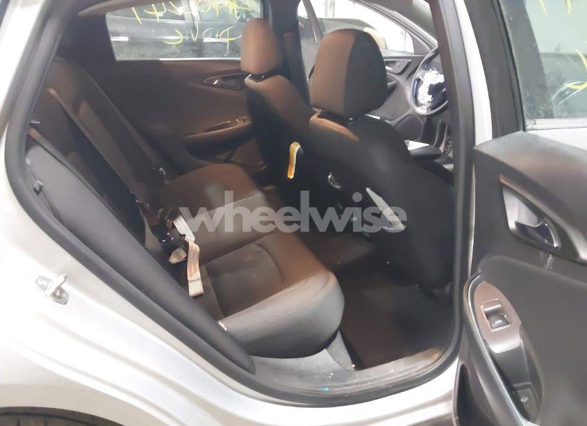 Photo 8 of 2021 Chevrolet Malibu FWD LT (VIN 1G1ZD5ST0MF060923)