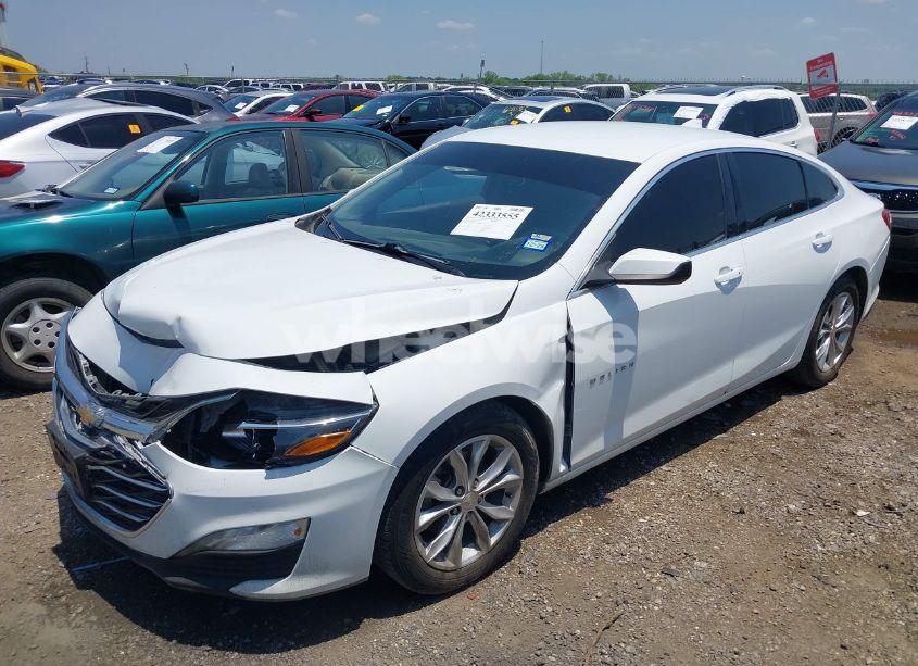 Photo 2 of 2021 Chevrolet Malibu FWD LT (VIN 1G1ZD5ST0MF061554)