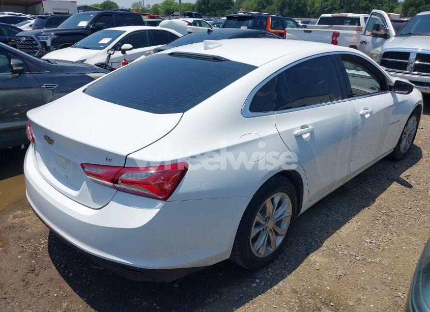 Photo 4 of 2021 Chevrolet Malibu FWD LT (VIN 1G1ZD5ST0MF061554)