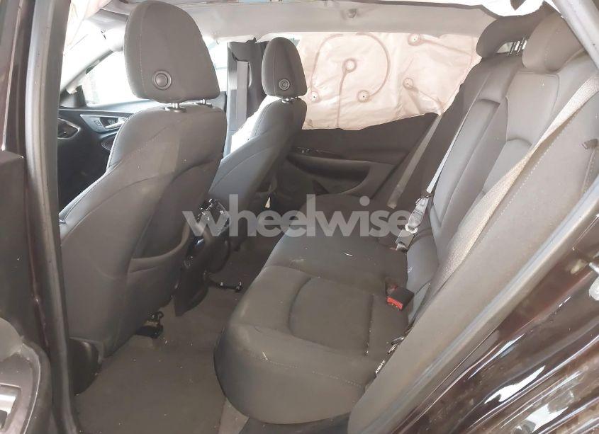 Photo 8 of 2021 Chevrolet Malibu FWD LT (VIN 1G1ZD5ST0MF063403)