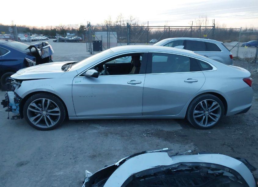 Photo 15 of 2021 Chevrolet Malibu FWD LT (VIN 1G1ZD5ST0MF063725)