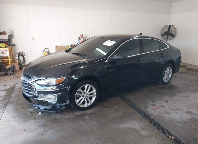 Photo 2 of 2021 Chevrolet Malibu FWD LT (VIN 1G1ZD5ST0MF070934)