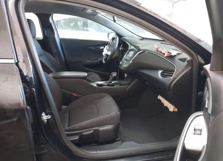 Photo 5 of 2021 Chevrolet Malibu FWD LT (VIN 1G1ZD5ST0MF070934)