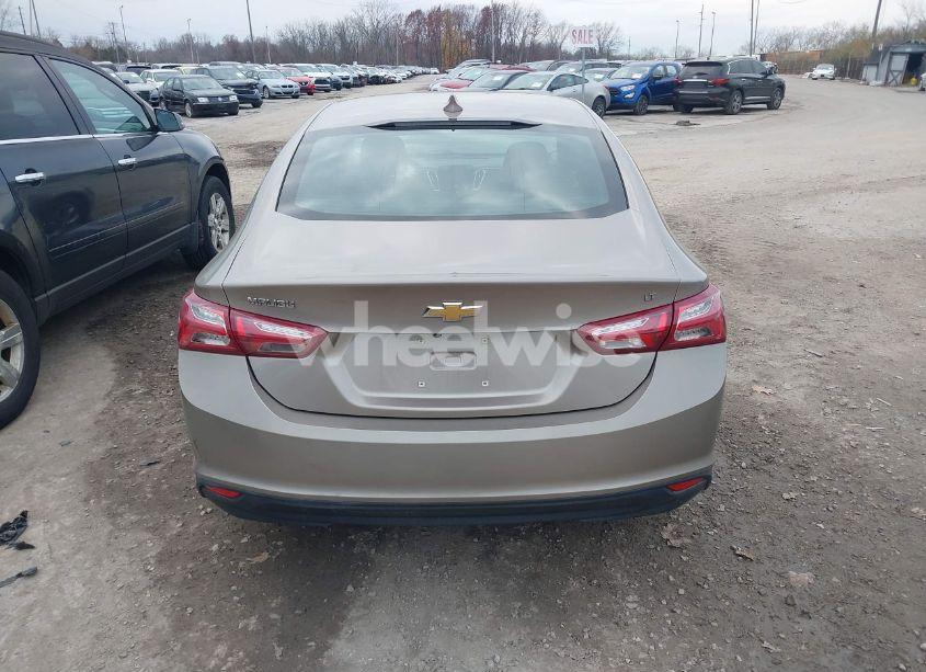 Photo 16 of 2022 Chevrolet Malibu FWD LT (VIN 1G1ZD5ST0NF118899)
