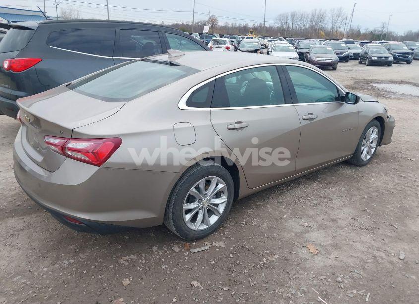 Photo 4 of 2022 Chevrolet Malibu FWD LT (VIN 1G1ZD5ST0NF118899)