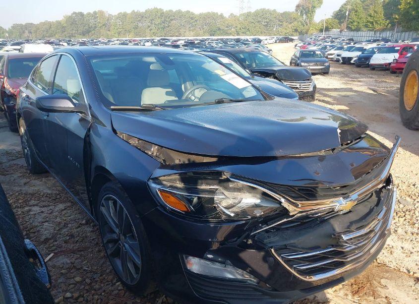2022 Chevrolet Malibu FWD LT (VIN 1G1ZD5ST0NF125741) main photo