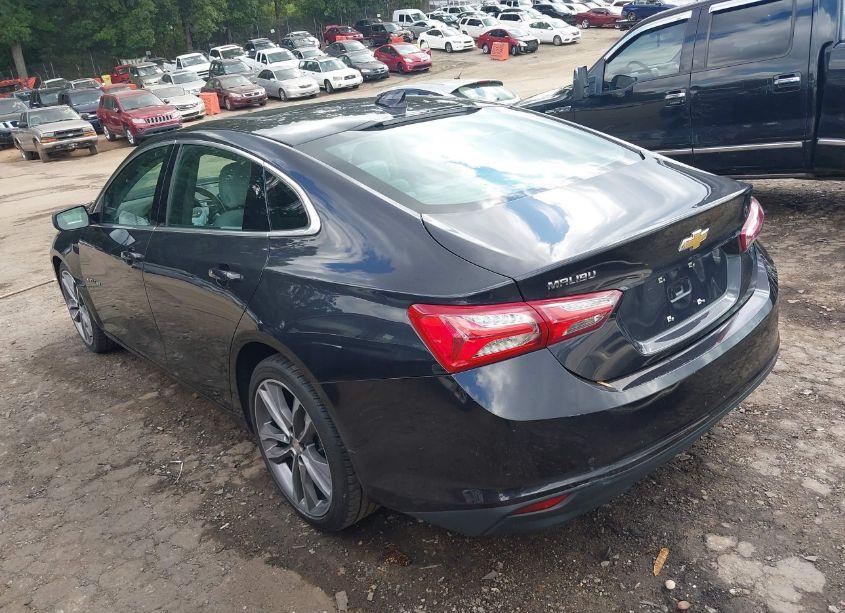 Photo 3 of 2022 Chevrolet Malibu FWD LT (VIN 1G1ZD5ST0NF125741)