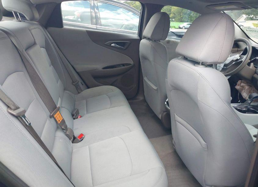 Photo 8 of 2022 Chevrolet Malibu FWD LT (VIN 1G1ZD5ST0NF125741)
