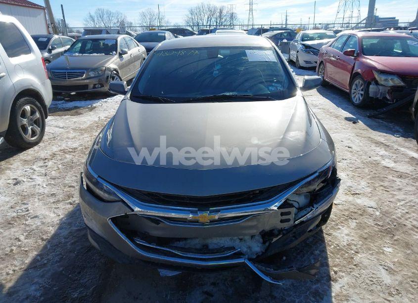 Photo 12 of 2022 Chevrolet Malibu FWD LT (VIN 1G1ZD5ST0NF154804)
